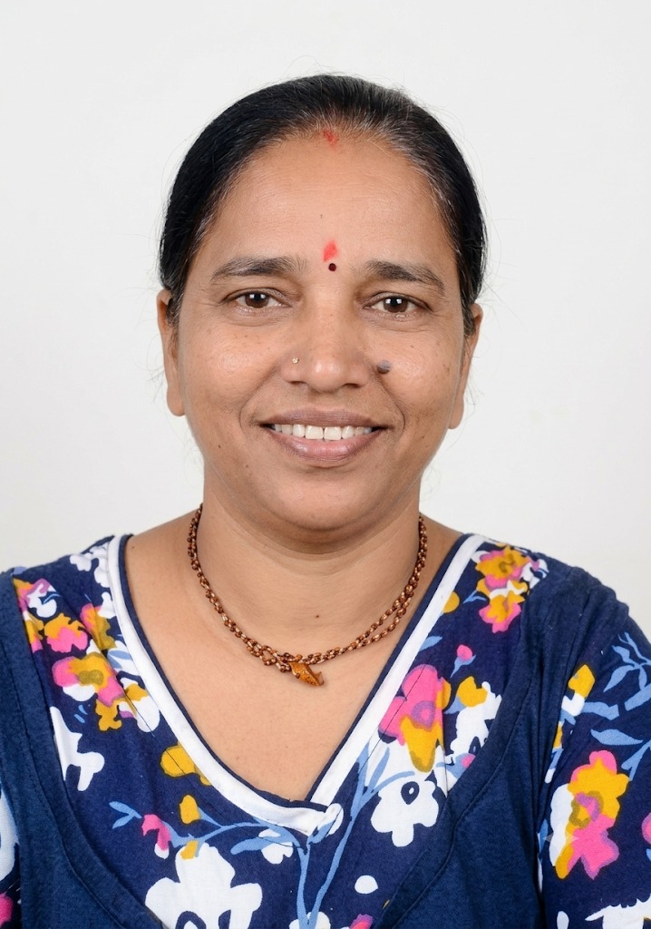 geeta vittal paradkar - Part time Baby Sitter in mulund east in Mumbai